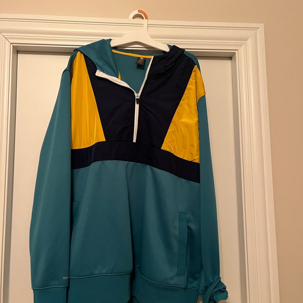 Xersion Color Block Windbreaker